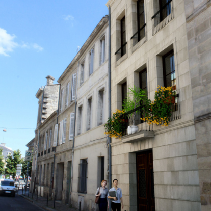 BORDEAUX