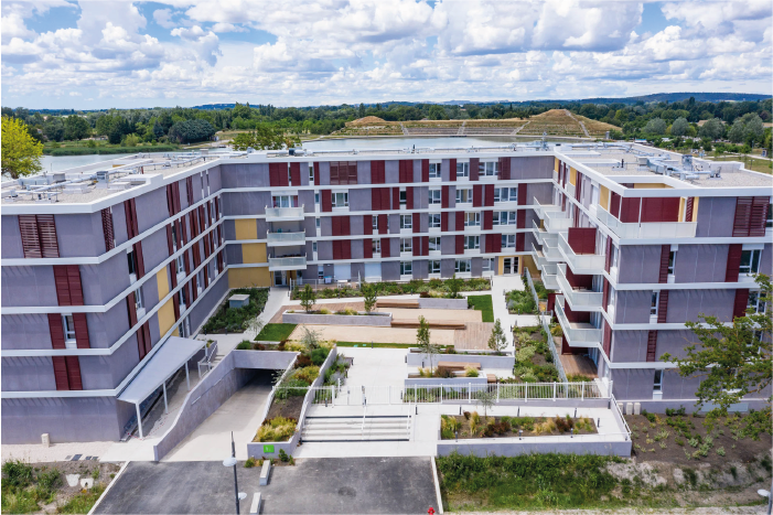 PATIO DU LAC - pers.png