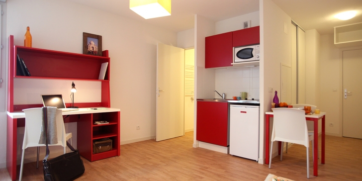 suitetudes-residence-etudiante-suitetudes-andromaque-villeurbanne-appartement-coin-repas.jpg